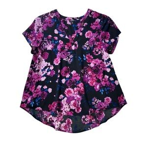 TORRID Black Rose Printed Short Sleeve Blouse V-Neck Chiffon High Low Hem 00 M/L